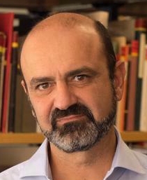 Headshot of Diamantis Panagiotopoulos